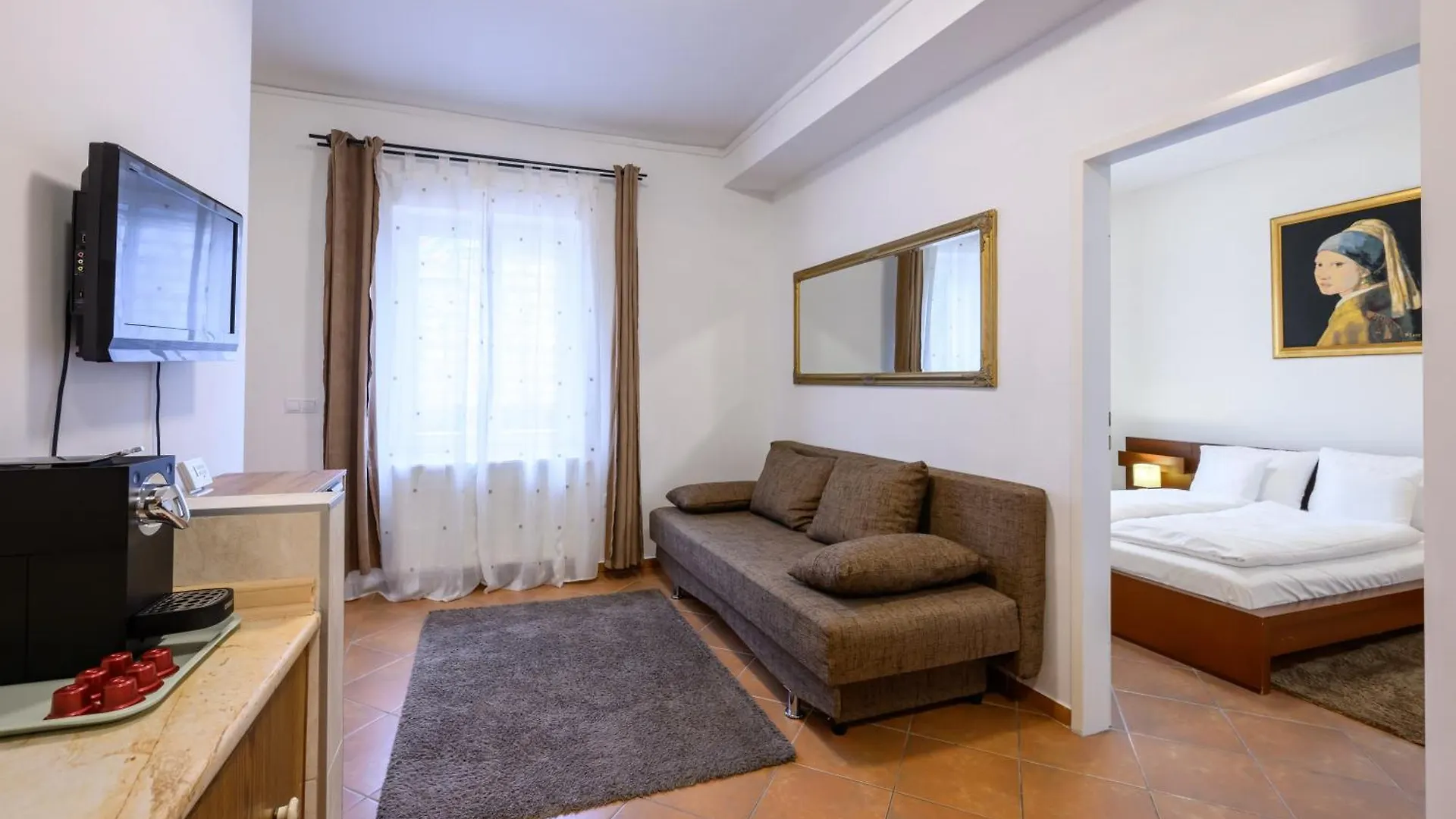 Villa Fazola Eger 0*,  Węgry