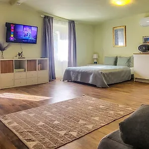  Apartament Mi Casa Vendeghaz -